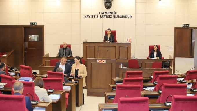 Meclis Genel Kurulu’nda oturum sayısı tartışmaları devam ediyor