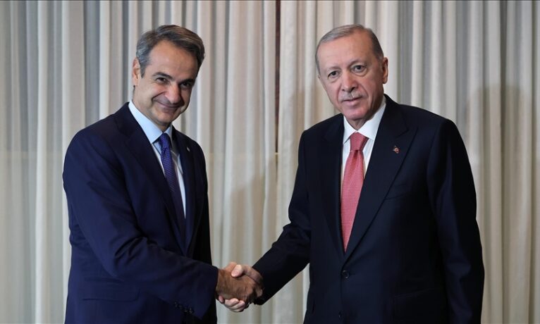 Mitsotakis: “Türkiye ile ilişkilerimizde istikrarlı ortamın korunması iki halkın yararına olacak”