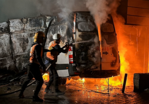 İsrail, Gazze’de hastanenin çevresini bombaladı; 50 kişi hayatını kaybetti