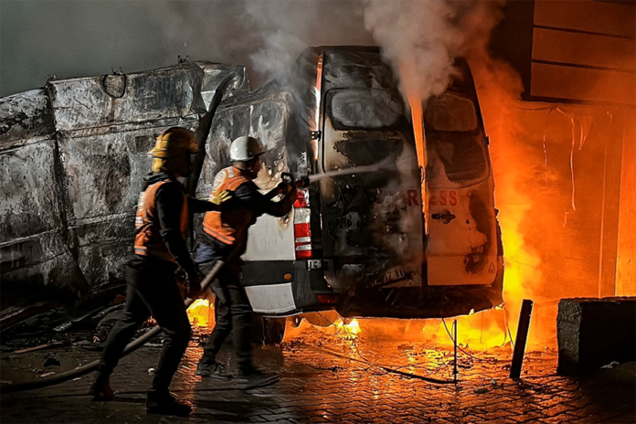 İsrail, Gazze’de hastanenin çevresini bombaladı; 50 kişi hayatını kaybetti