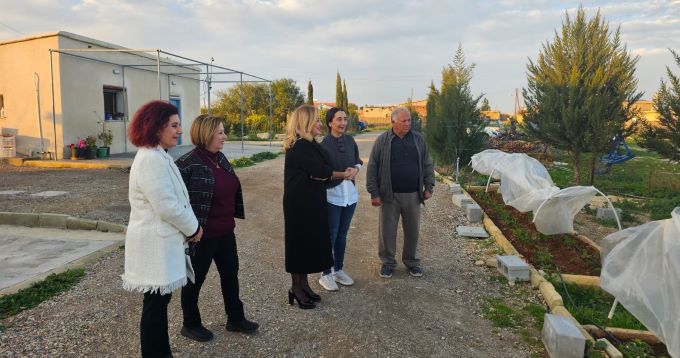 Sibel Tatar, Muratağa’daki “SibelA Organik Farm”ı ziyaret etti