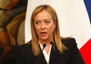 İtalya Başbakanı hakkında soruşturma başlatıldı