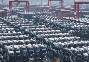 Çin’in ticaret fazlası, yaklaşık 1 trilyon dolarlık rekor seviyeye ulaştı