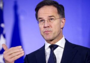 NATO Genel Sekreteri Mark Rutte, Rusya’nın artan saldırılarına karşı “savaş zamanı zihniyetine geçiş” çağrısında bulundu