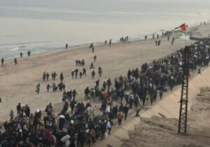 Yerlerinden edilmiş Filistinliler, Kuzey Gazze’deki evlerine dönmeye başladı