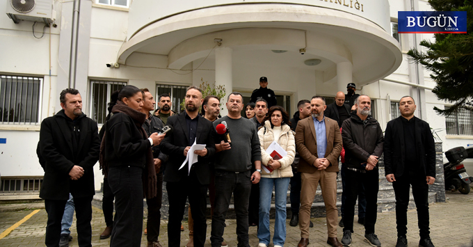 Kamu sendikalarından Maliye Bakanlığı önünde protesto: Vergi adaleti için harekete geçilmeli