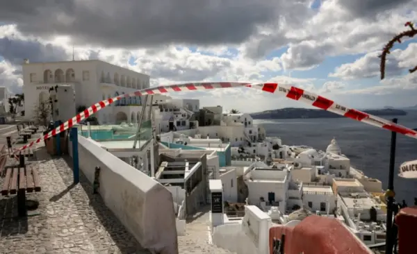 Santorini’de deprem fırtınası 5’in üzerinde sarsıntılarla sürüyor