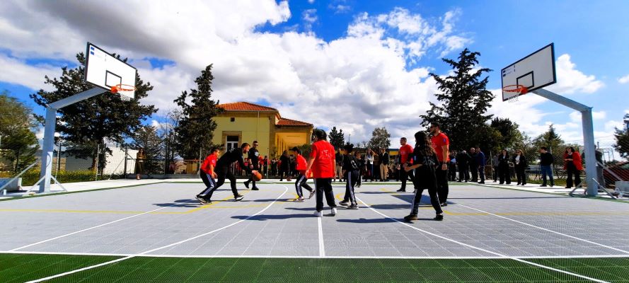 Serhatköy İlkokulu’na yeni çok amaçlı spor tesisi kuruldu