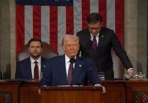 Trump, Zelenski’nin nadir toprak elementleri anlaşmasını imzalamaya hazır olduğunu söyledi