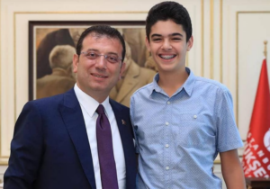 Gözaltına alınan “Her şey çok güzel olacak!” sloganının mimarı Berkay Gezgin tutuklandı