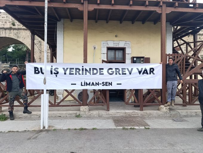 Mağusa Limanı’nda uyarı grevi