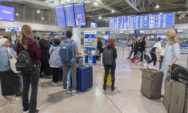 Havalimanlarında yeni dönem: Check-in ve biniş kartı kalkıyor, yeni sistem yüz tanıma