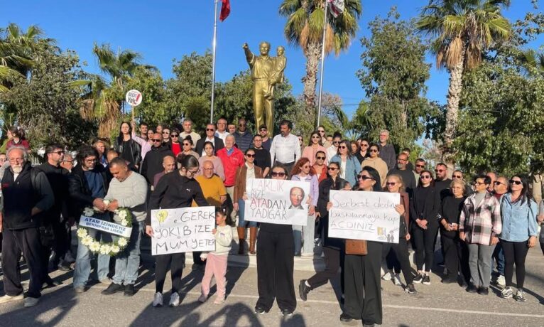 Bekirpaşa Lisesi velilerinden net mesaj: “Eğitimimizi, öğretmenlerimizi ve çocuklarımızı siyasi ve dini hesaplara alet ettirmeyeceğiz!”