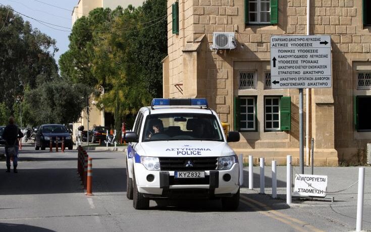 Rumlara ait gayrimenkulleri pazarlayan iki Macar sanık suçlamaların bir kısmını kabul etti