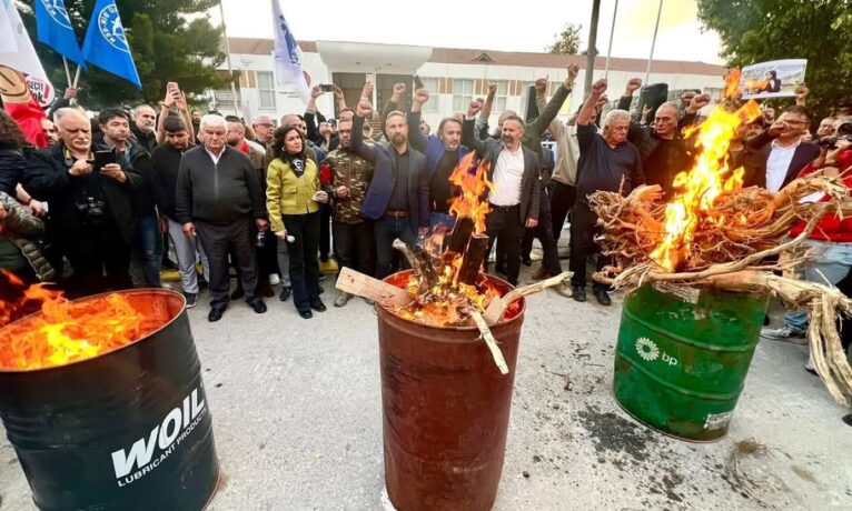  “Gerçekler ortaya döküldü, masallar çöktü!”