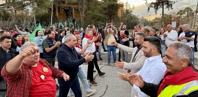1 Mayıs’ın 100. yılında birlik mesajı: “Barış ve sosyal adalet için omuz omuza”