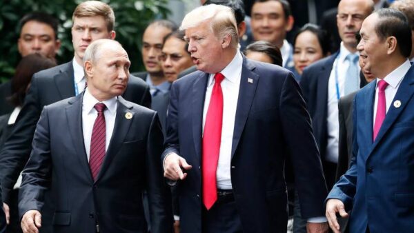 Trump: “Putin’e bir şeyler oldu, tamamen çıldırdı, gereksiz yere birçok insanı öldürüyor”