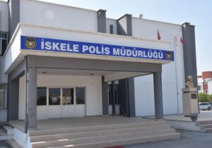 “Anayasayı çiğneyenlere geçit yok!”