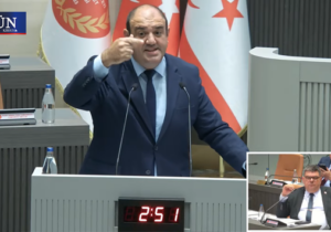 Pasaport skandalı: KKTC vatandaşları İngiltere’de gözaltına alınabilir!