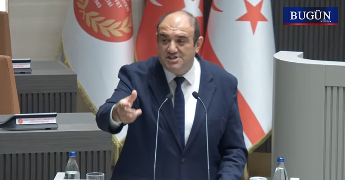 Vakıflar’da skandal iddia: “Kadın personele kıyafet baskısı!”