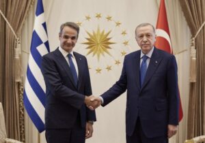 Yunanistan’dan Türkiye’ye AB savunması için ‘casus belli’ şartı