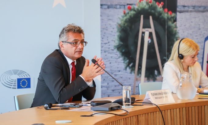 Erhürman’dan Avrupa’ya uyarı: “Statükoyu normalleştirirseniz çözüm şansını kaybederiz!”