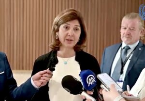 Holguin: “Güven inşa etmenin yolu, liderleri dinlemekten geçiyor”
