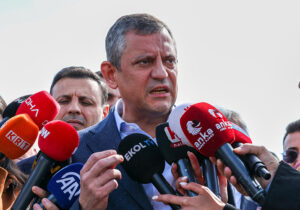 Özgür Özel: “Bir yandan ‘barış’ derken, diğer yandan muhalefete savaş açılması kabul edilemez”