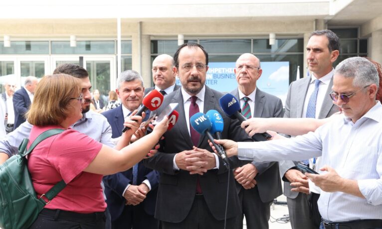 Hristodulidis: “Holguin’in Türkiye temasları belirleyici olacak“