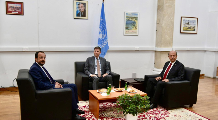 Liderler Ledra Palace’ta görüştü: Tatar mülk konusundaki rahatsızlığı dile getirdi, Hristodulidis süreçte hız vurgusu yaptı