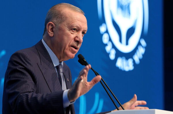 Tayyip Erdoğan’a göre doğurganlık hızındaki düşüşün nedeni asla ekonomik değil