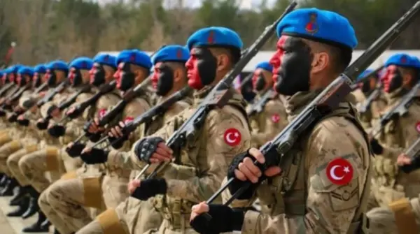 FT: Türkler nasıl güç kullanacaklarını biliyor ve kayıp vermekten korkmuyorlar; Avrupa’nın Türk ordusuna ihtiyacı otoriterlik endişelerinin önüne geçebilir