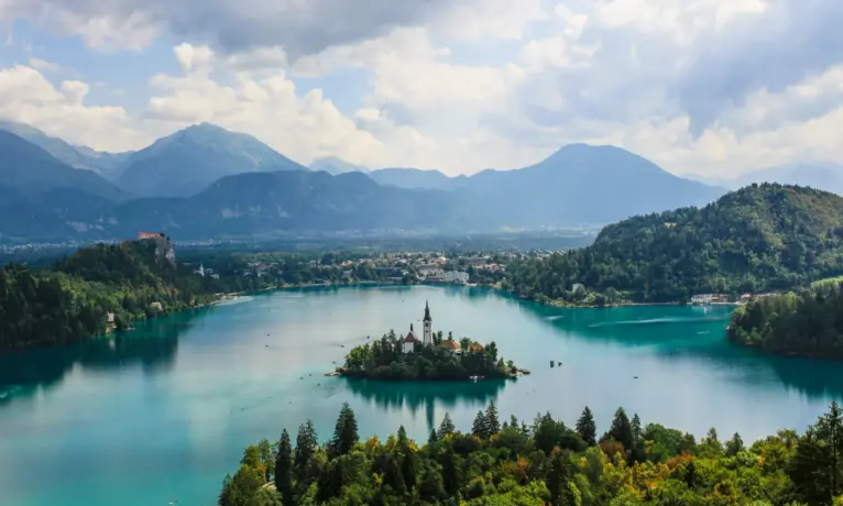Slovenya dijital göçebe vizesi başlatıyor