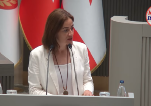 Doğuş Derya’dan iktidar sıralarına: “Siz milletvekili değil, kara para vekilisiniz”