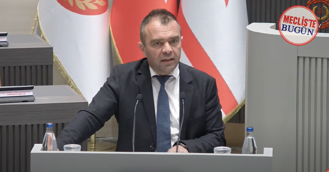 Şahiner’den sert çıkış: “Yasayı talimatla geçirdiniz, denetçiyi bile kamera odasına sokmadınız”