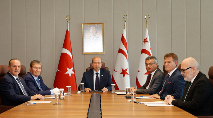 Tatar, Meclis’teki parti başkanlarıyla Cumhurbaşkanlığı’nda görüştü