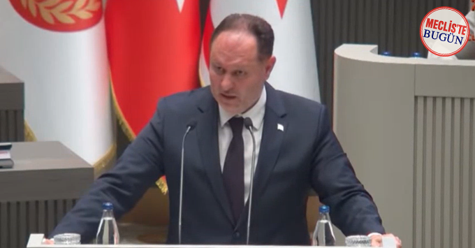 Tosunoğlu’nun istifası Pazartesi Meclis’te görüşülecek