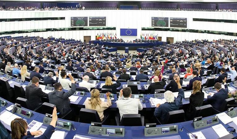 Avrupa Parlamentosu’nda yeni bir mali skandal