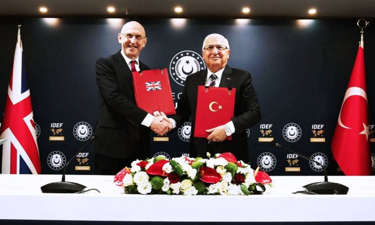 Türkiye ve İngiltere arasında Eurofighter Typhoon için ortak mutabakat imzalandı