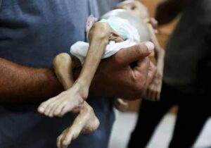 İsrailli yazar Gideon Levy: “İsrail’in inkarının 50 tonu var ve hepsi aşağılık; Gazze’de açlığı inkar etmek Holokost’u inkar etmek kadar iğrenç”