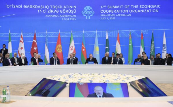 Ekonomik İşbirliği Teşkilatı 17. Zirvesi Azerbaycan’da başladı I Erdoğan: “Kıbrıs Türkleri ile ilişkilerinizi geliştirmenizi bekliyorum”