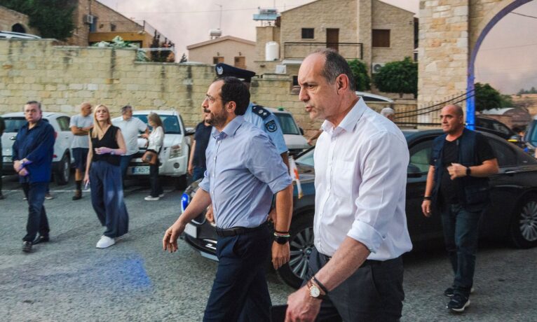 Yangına karşı hava gücü artırılıyor: Bugün 14 hava aracı görevde olacak