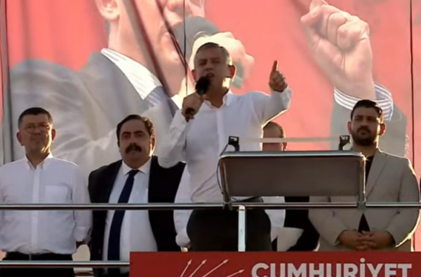 Özel’den Erdoğan’ın ‘Türk-Kürt-Arap ittifakı’ çıkışına itiraz: “Ümmetçilik üzerinden sana hesap yaptırmayız“