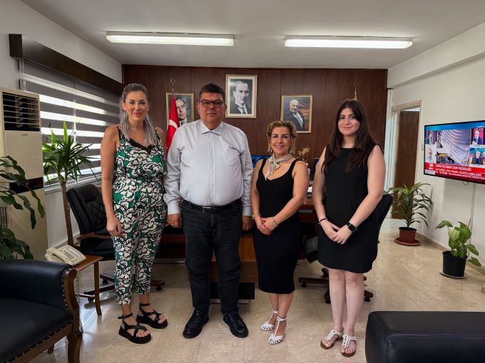 Güzellik ve Tırnak Teknisyenleri Birliği, Maliye Bakanı Berova’yı ziyaret etti