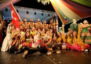 Halk Dansları Festivali’nde muhteşem gala: Birincilik Türkiye’nin
