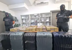 Belçika’dan Türkiye’ye giden diplomatik plakalı araçta 206 kilo kokain bulundu