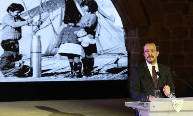 Hristodulidis: “İki devletli çözümü asla tartışmam“