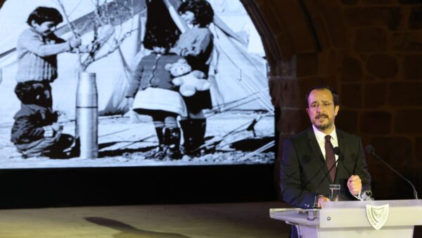 Hristodulidis: “İki devletli çözümü asla tartışmam“