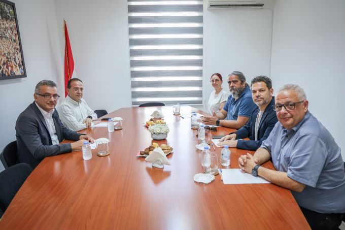 Erhürman, DAÜ-SEN’i kabul etti