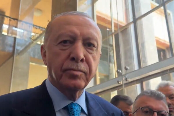 Erdoğan, Bahçeli’nin ‘İBB duruşmaları TRT’de yayınlasın’ çağrısına destek verdi: “Hayırlı olur!”